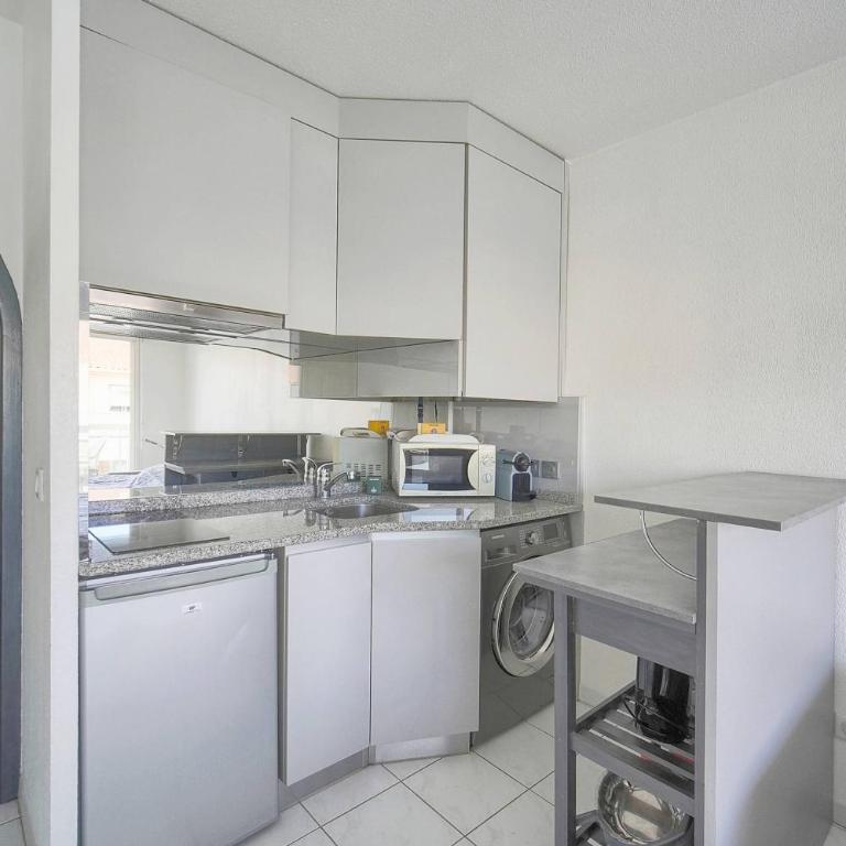 FRGK Gallieni Terrace Quiet Executive Stay Walk to Palais - Appartement avec Terrasse - 19