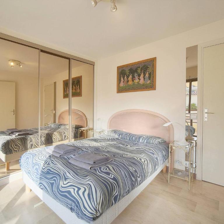 FRGK Athena Palm Beach 1BR Terrace, AC & Ultra-Fast Wi-Fi - Appartement 1 Chambre avec Terrasse - 9