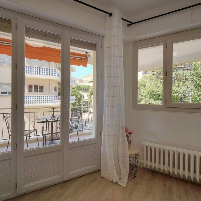 FRGK 2BDR Stanislas Apartment Terrace, Central Cannes AC & ULTRA FAST Wi-Fi - Apartment mit 2 Schlafzimmern mit Balkon und Terrasse - 22