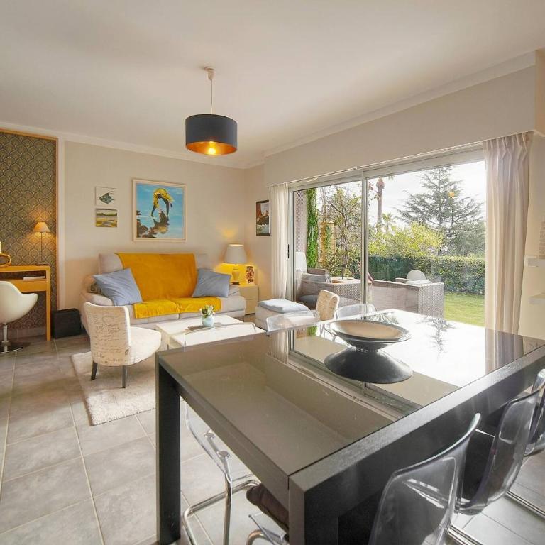 FRGK 'Diane Elegance and Comfort in Antibes' - Appartamento con 2 Camere da Letto e Vista Piscina - 3