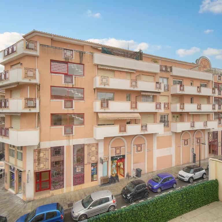 FRGK "24 AOUT 1 Mezzanine Bedroom Apartment Center Antibes AC WIFI HIGH SPEED " - Appartement 1 Chambre Deluxe - 14