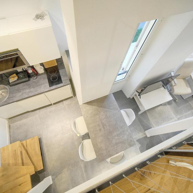FRGK "24 AOUT 1 Mezzanine Bedroom Apartment Center Antibes AC WIFI HIGH SPEED " - Appartement 1 Chambre Deluxe - 24