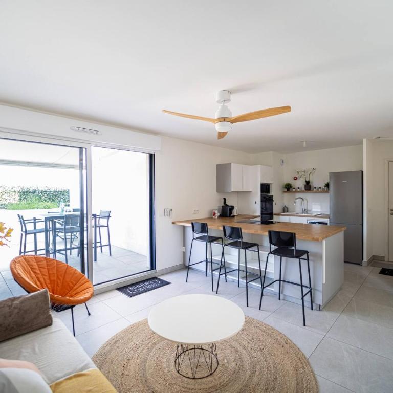 FRGK "BEL AZUR 1 BDR Luxury Sea View Parking AC WIFI HIGH SPEED " - One-Bedroom Apartment - 1