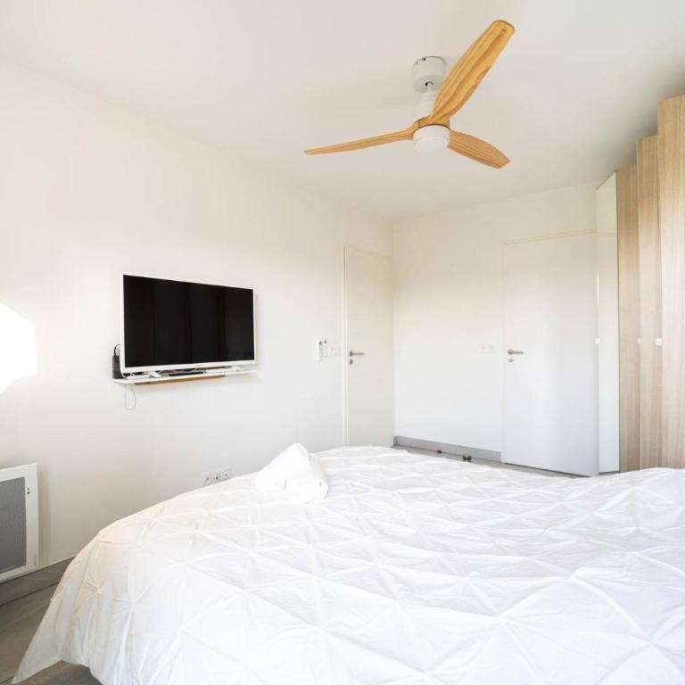FRGK "BEL AZUR 1 BDR Luxury Sea View Parking AC WIFI HIGH SPEED " - One-Bedroom Apartment - 10