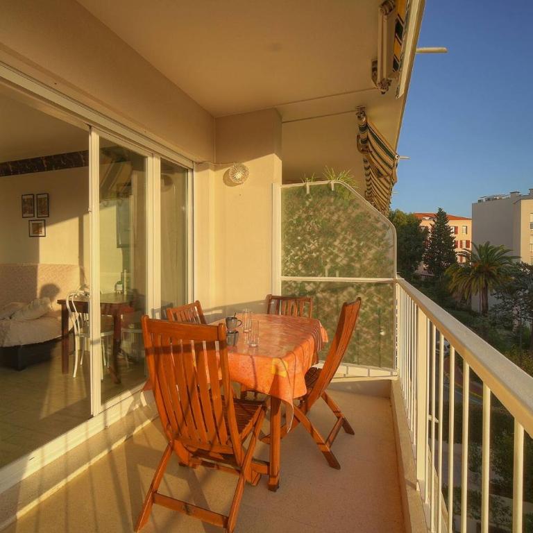 FRGK Fauvettes 1BDR Terrace, Parking, AC & Ultra-Fast Wi-Fi - Apartment mit 1 Schlafzimmer, Meerblick und Terrasse - 15