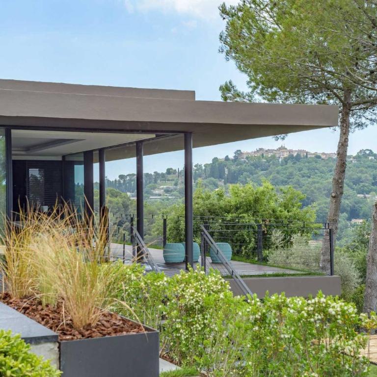 FRGK TTWHYNOT Luxury Contemporary Villa Pool, Garden & Ultra-Fast Wi-Fi - Villa - 6