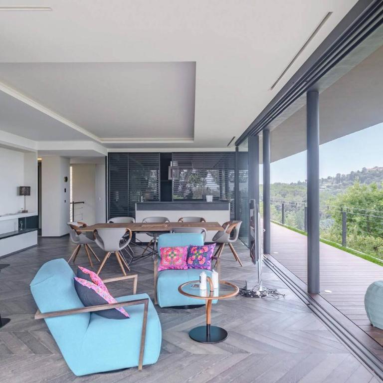 FRGK TTWHYNOT Luxury Contemporary Villa Pool, Garden & Ultra-Fast Wi-Fi - Villa - 15