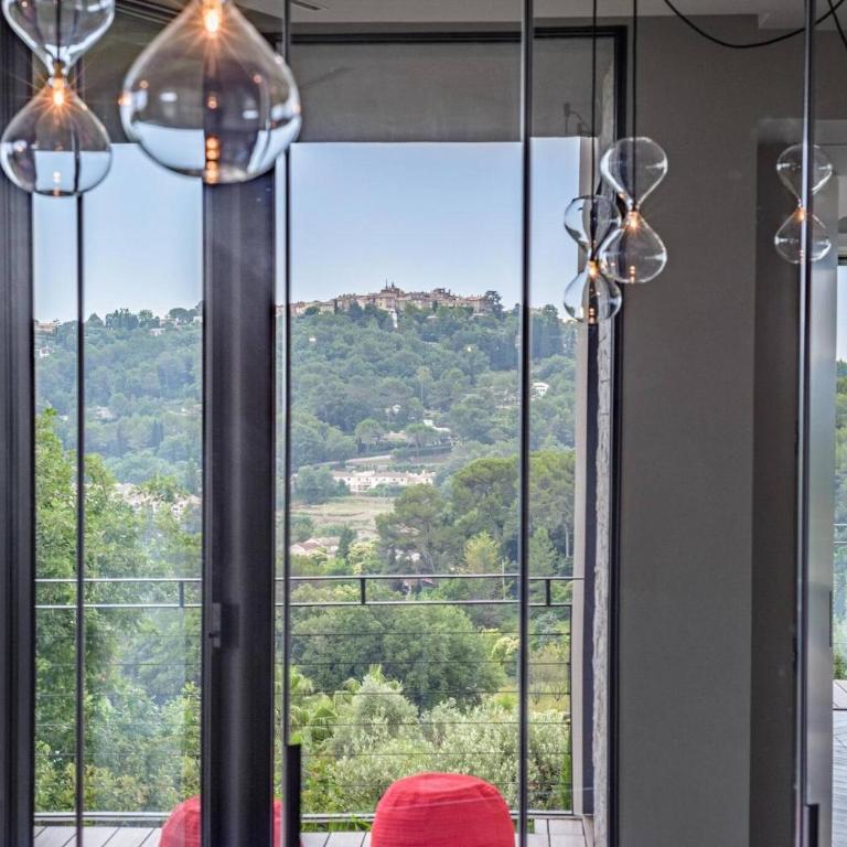 FRGK TTWHYNOT Luxury Contemporary Villa Pool, Garden & Ultra-Fast Wi-Fi - Villa - 33