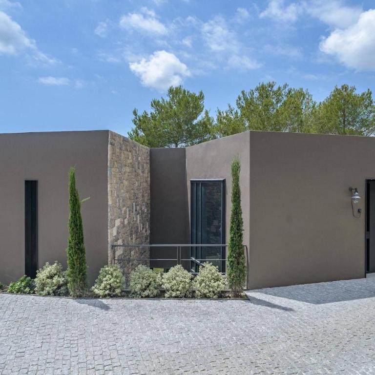 FRGK TTWHYNOT Luxury Contemporary Villa Pool, Garden & Ultra-Fast Wi-Fi - Villa - 34