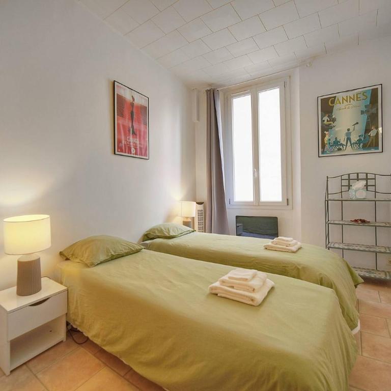 FRGK Stylish 1BR Clemenceau Steps from Beach AC UltraFast WiFi - Appartement 1 Chambre Supérieur - 6