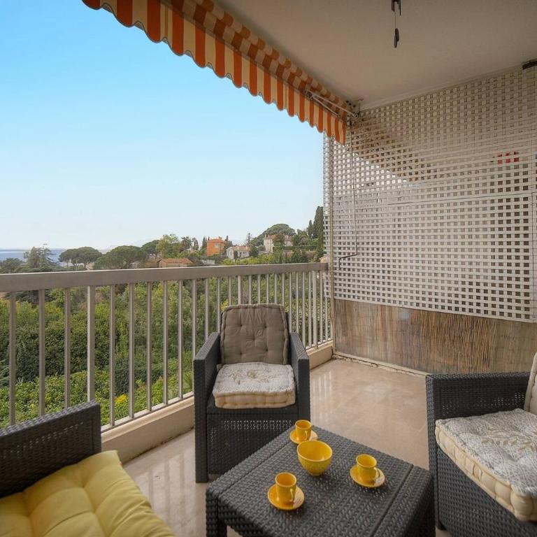 FRGK HORIZONS Executive Sea View Apartment 2 BDR Terrace Pool Parking - Appartement - Vue sur Mer - 35