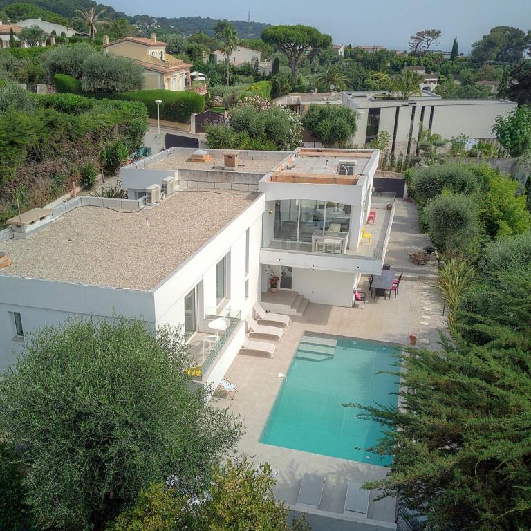 FRGK "Villa Hameau des Collines" Pool, Tranquil Setting & Ultra-Fast Wi-Fi - Villa con Piscina Privata - 2