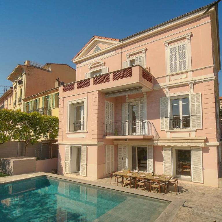 FRGK 'La Cote d'Azur Villa Private Pool, AC Ultra-Fast Wi-Fi' - Villa avec Piscine Privée - 2