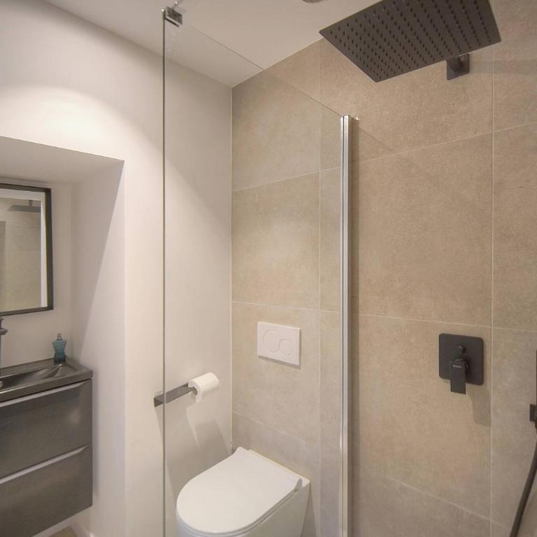 FRGK 'La Cote d'Azur Villa Private Pool, AC Ultra-Fast Wi-Fi' - Villa avec Piscine Privée - 5