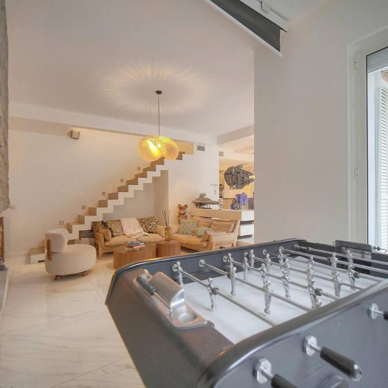 FRGK 'La Cote d'Azur Villa Private Pool, AC Ultra-Fast Wi-Fi' - Villa avec Piscine Privée - 17