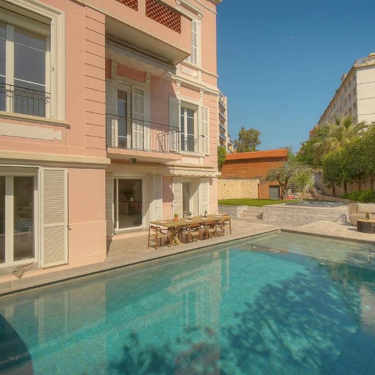 FRGK 'La Cote d'Azur Villa Private Pool, AC Ultra-Fast Wi-Fi' - Villa avec Piscine Privée - 55