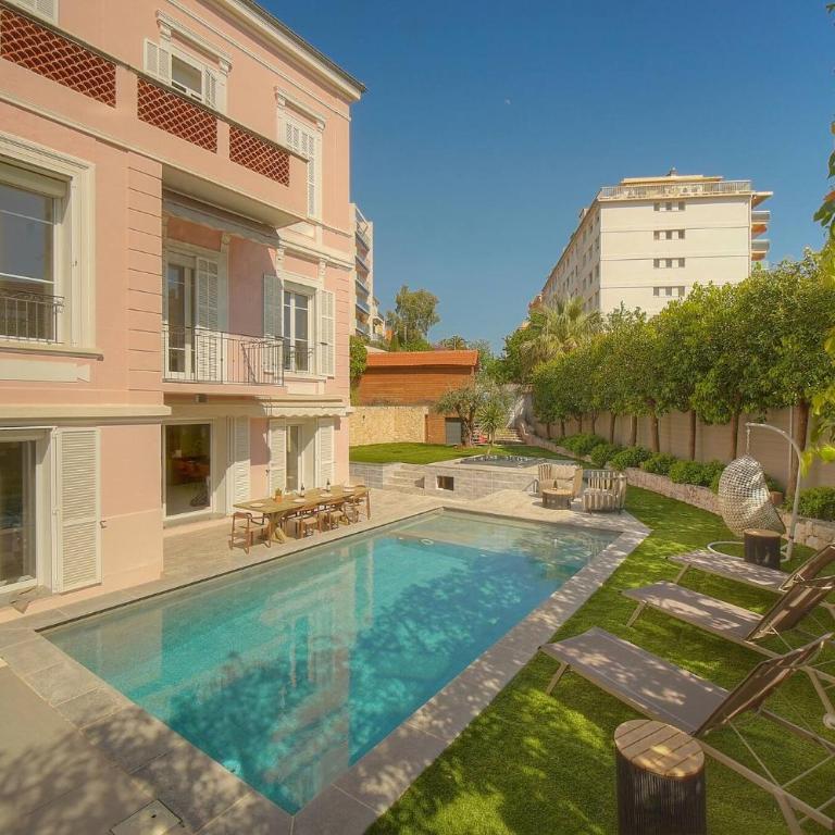 FRGK 'La Cote d'Azur Villa Private Pool, AC Ultra-Fast Wi-Fi' - Villa avec Piscine Privée - 56