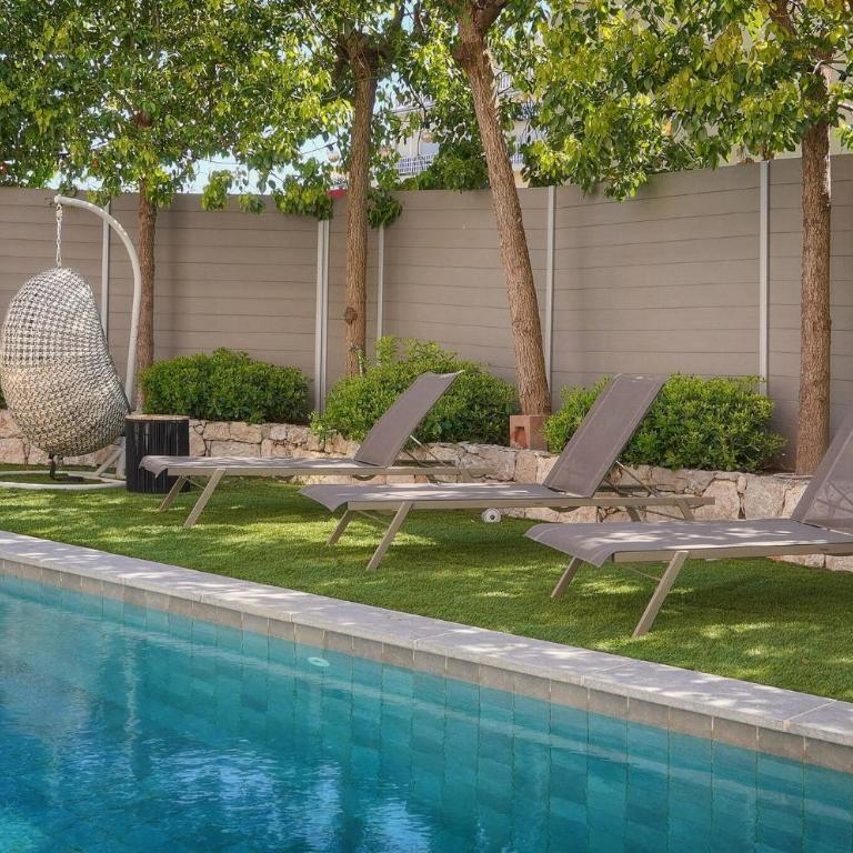 FRGK 'La Cote d'Azur Villa Private Pool, AC Ultra-Fast Wi-Fi' - Villa avec Piscine Privée - 64