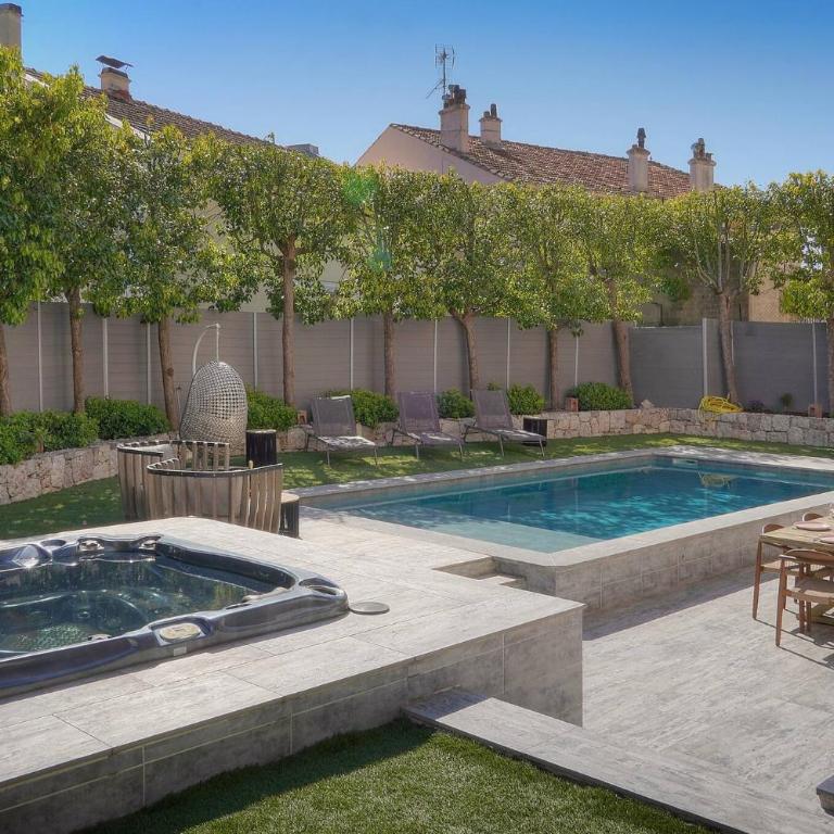 FRGK 'La Cote d'Azur Villa Private Pool, AC Ultra-Fast Wi-Fi' - Villa avec Piscine Privée - 66