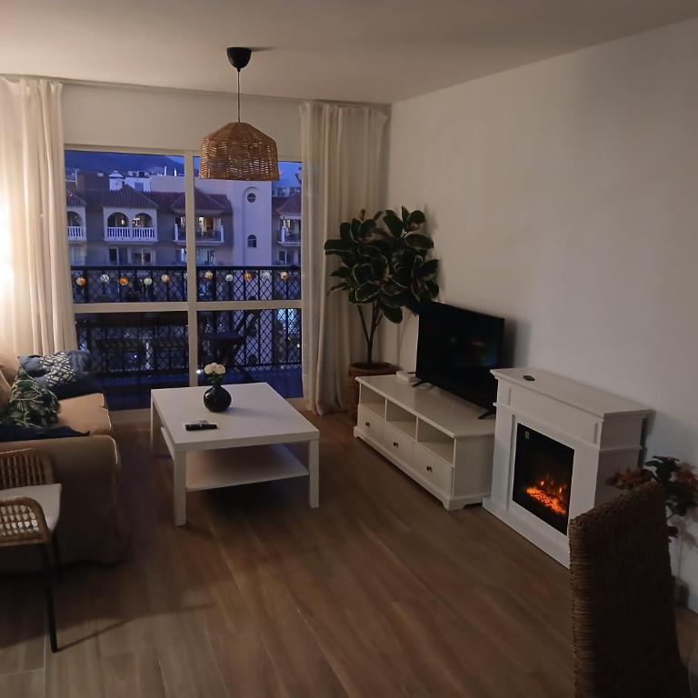 Apartamento Fuengirola Costa - Appartamento con 3 Camere da Letto - 2