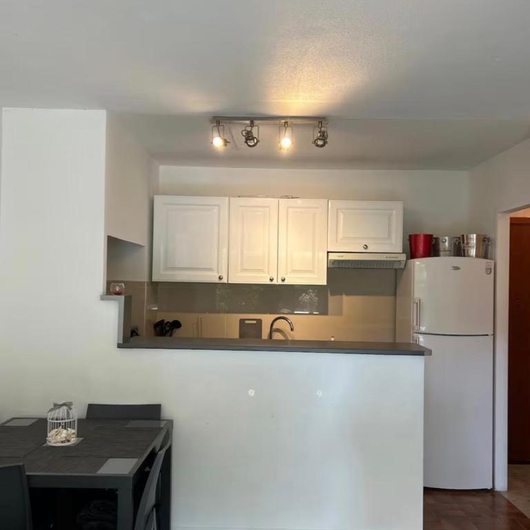 2 pièces RDJ Proche Mer - Appartement 1 Chambre - 14