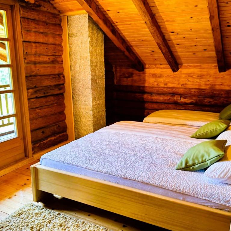 Pine River Dobrenica - Three-Bedroom Chalet - 29