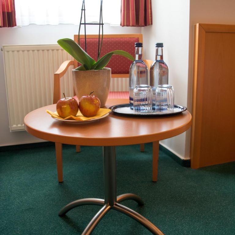 Gasthof Engel - Doppelzimmer - 1