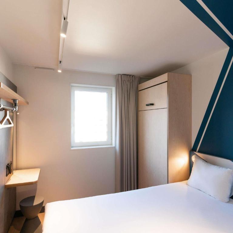 ibis budget Lyon Centre Confluence - Chambre Triple - 10