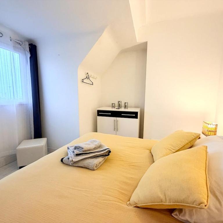 Aux Trois Ferries - Vue Port - Appartement 2 Chambres avec Vue sur le Port - 24