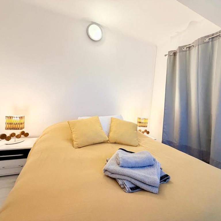 Aux Trois Ferries - Vue Port - Appartement 2 Chambres avec Vue sur le Port - 25