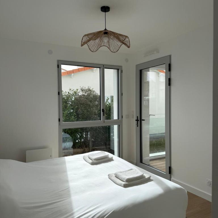 Appartement avec terrasse - Proche mer et centre - Appartamento con 2 Camere da Letto - 15