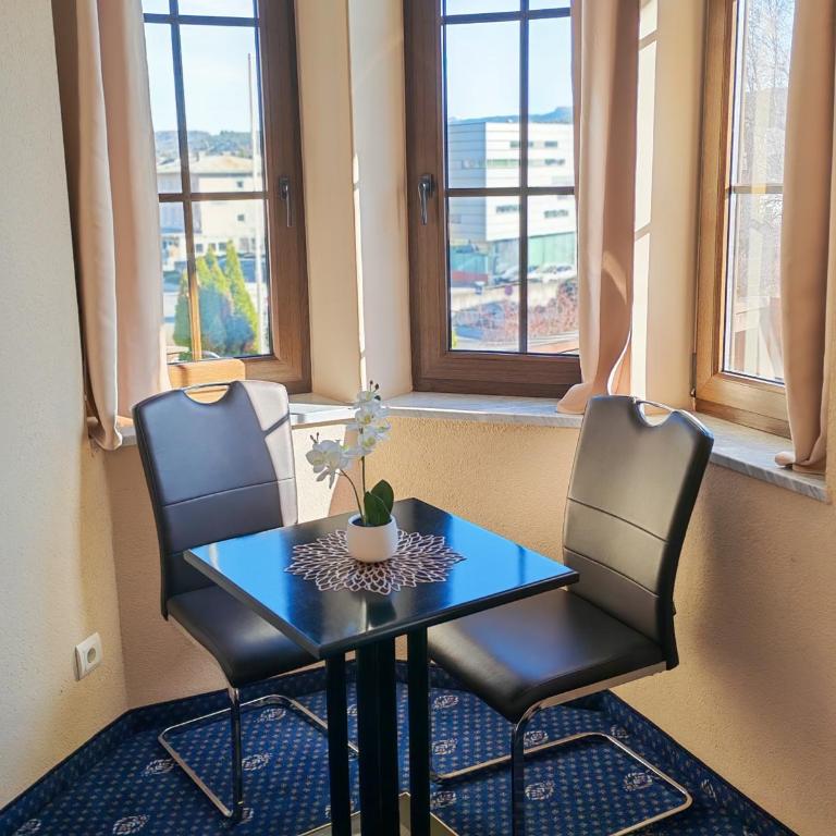 Hotel Kärntnerhof Velden - Zum Schankbaron - Doppelzimmer mit Balkon - 2
