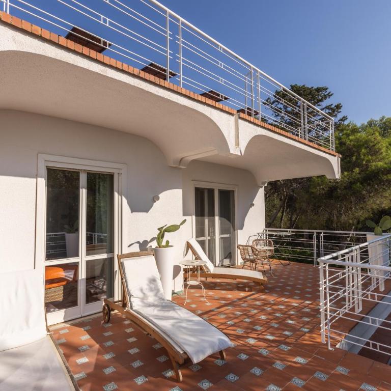 Dimora Villa Serena Porto Selvaggio Gallipoli - Camera Matrimoniale con Balcone - 13