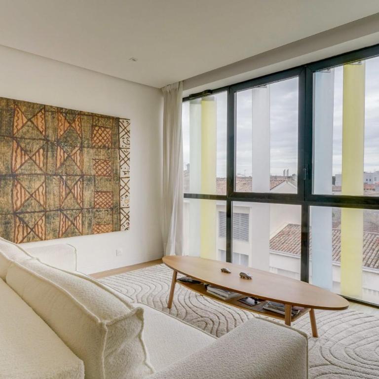 Apartment with parking in the heart of Chartrons - Appartement - 2