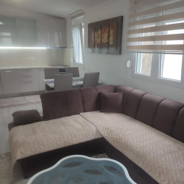 Bar ,2 sobni stan ,Namaste ! - Apartman sa 2 Spavaće Sobe - 13