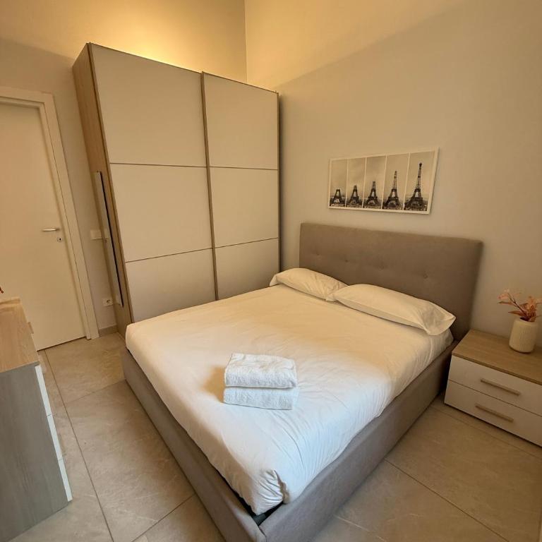 Monza Downtown House Via Bartolomeo Zucchi 6 Monza - Apartment - 4