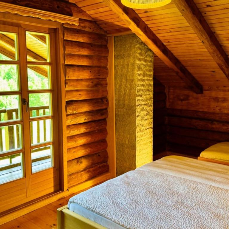 Pine River Dobrenica - Three-Bedroom Chalet - 30
