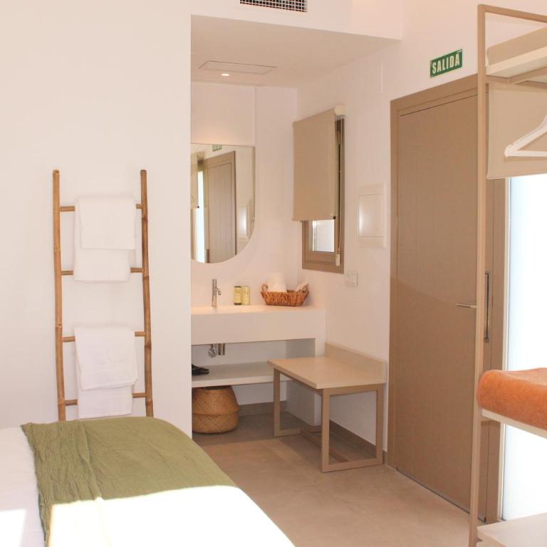 Tesoro Mediterranean Boutique Suites - Habitación Doble con terraza - 4