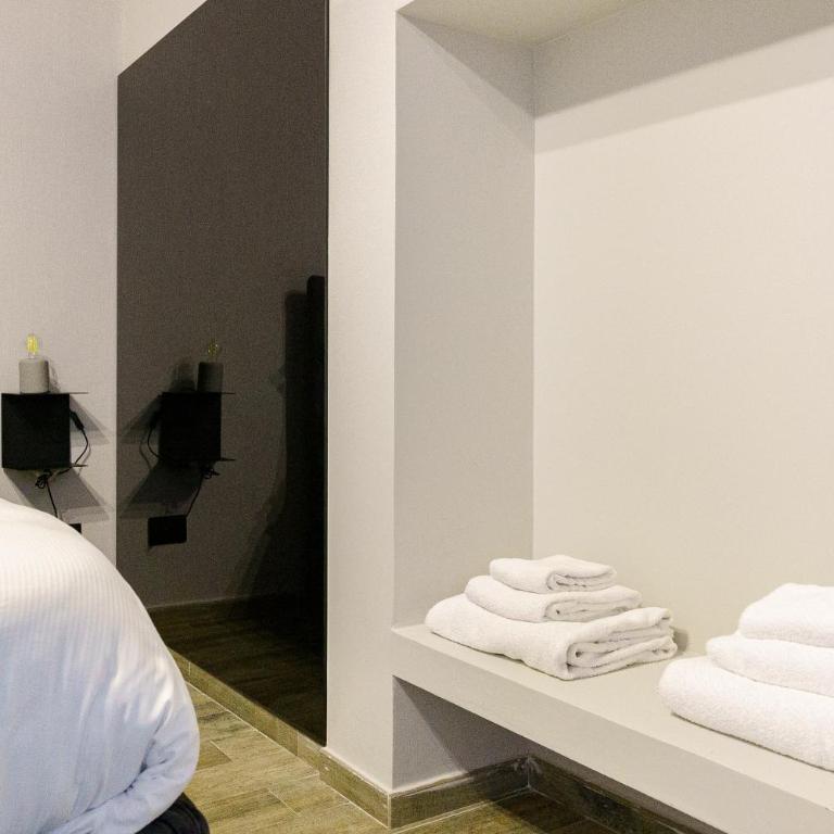 VICOLO SAN GAETANO -luxury rooms- - Suite - 2