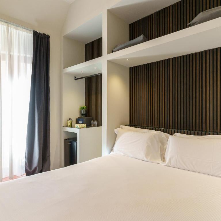 VICOLO SAN GAETANO -luxury rooms- - Deluxe King Room - 4