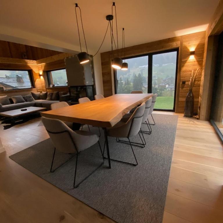 Chalet Chantarou, 10 personnes proche des remontées - Chalet - 1