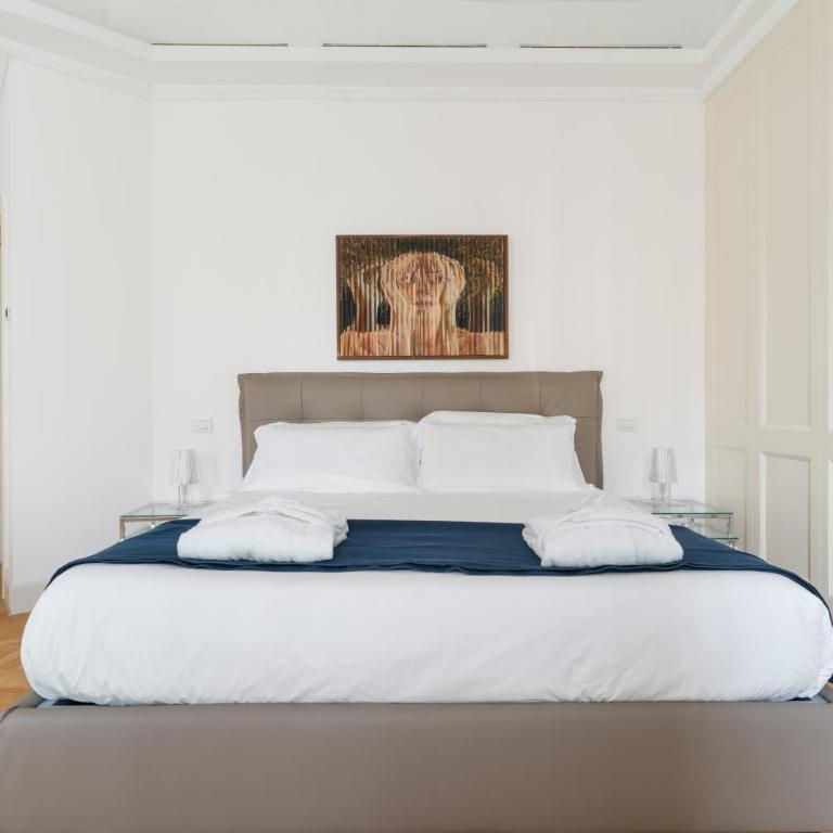 GuestHost - 500sqm luxury with Spa, Gym, Terrace, Game Room & Garage - Appartamento con 3 Camere da Letto - 1