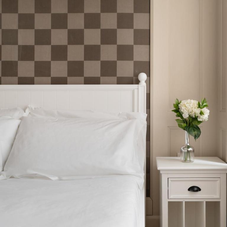 GuestHost - 500sqm luxury with Spa, Gym, Terrace, Game Room & Garage - Appartamento con 3 Camere da Letto - 50