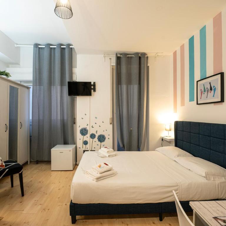 Mia House Roma - Doppelzimmer mit eigenem Bad - 11