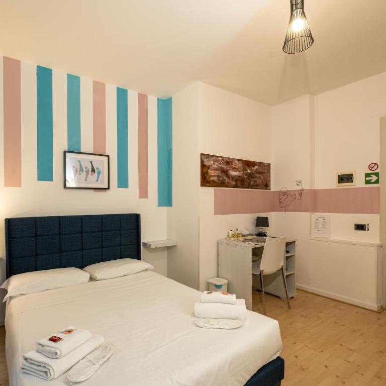 Mia House Roma - Doppelzimmer mit eigenem Bad - 10