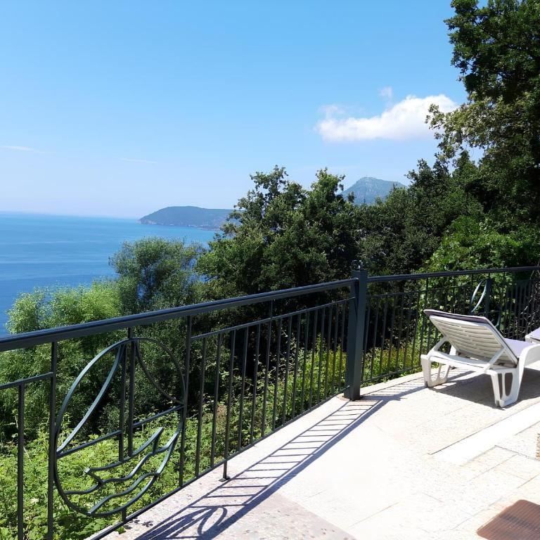 Apartment Sofia - Two-Bedroom Apartment with Sea View - 10