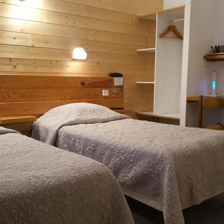 Hotel Glaizette - Chambre Lits Jumeaux avec Salle de Bains Privative - 1