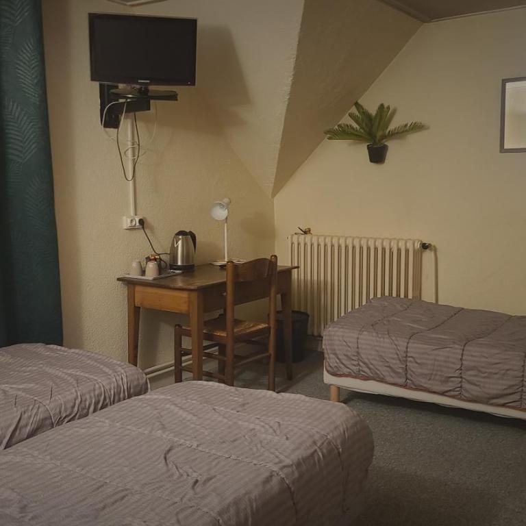 Hotel Glaizette - Chambre Triple avec Baignoire - 2