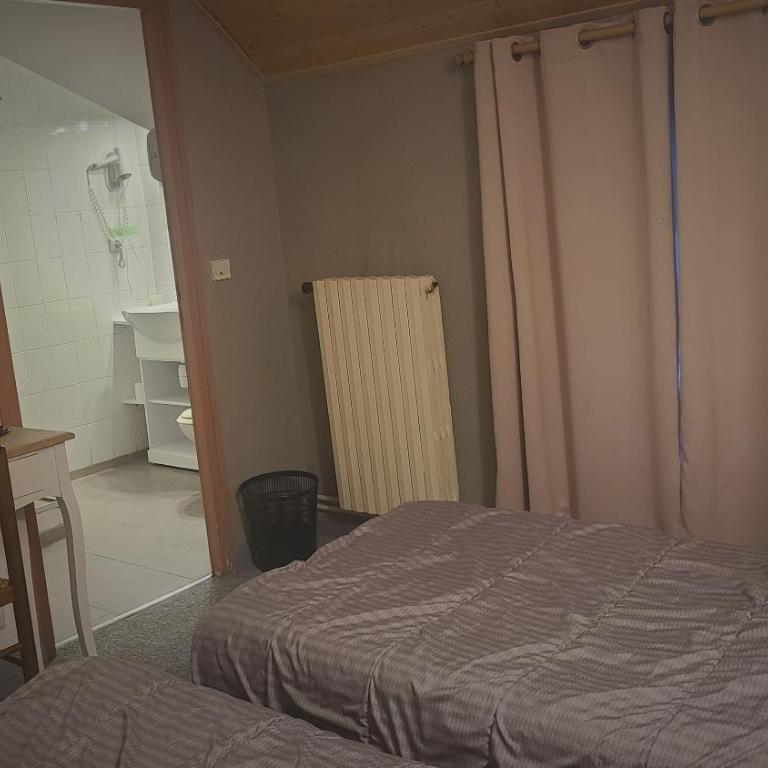 Hotel Glaizette - Chambre Lits Jumeaux avec Salle de Bains Privative - 6