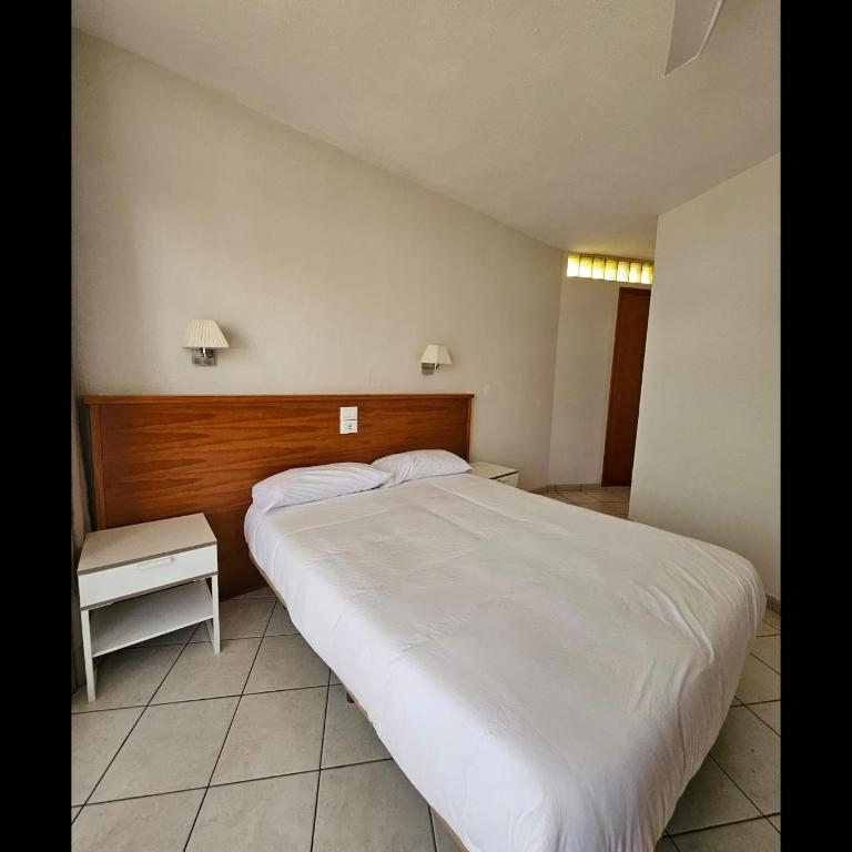 Apartamentos Ciudad Jardín - Apartamento Estándar - 8
